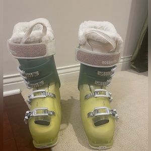 Rossignol AllTrack 90w Ski Boots 2017 // Women's